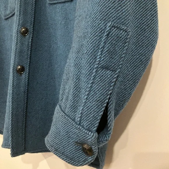 Vintage Woolrich Wool Shirt Jacket | Women’s Button-Front Shacket Blue/Green M - Picture 4 of 5